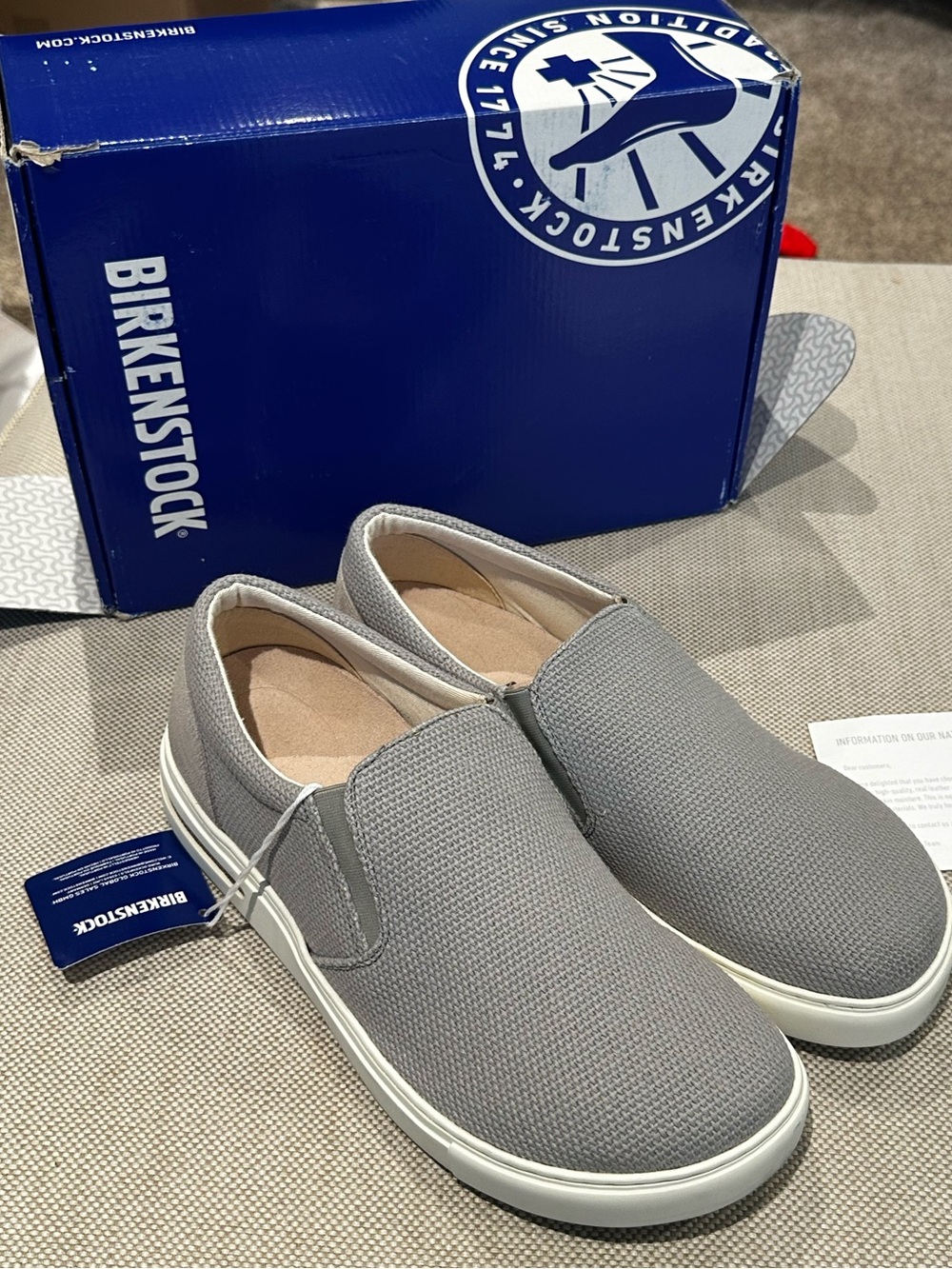 Birkenstock Men's size 10 Oswego Gray Canvas & Suede Slip-On Shoes $120